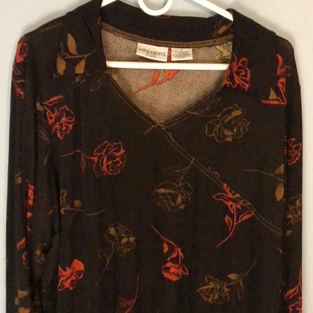 1X Kathy Ireland Pullover Blouse 3/4 sleeves